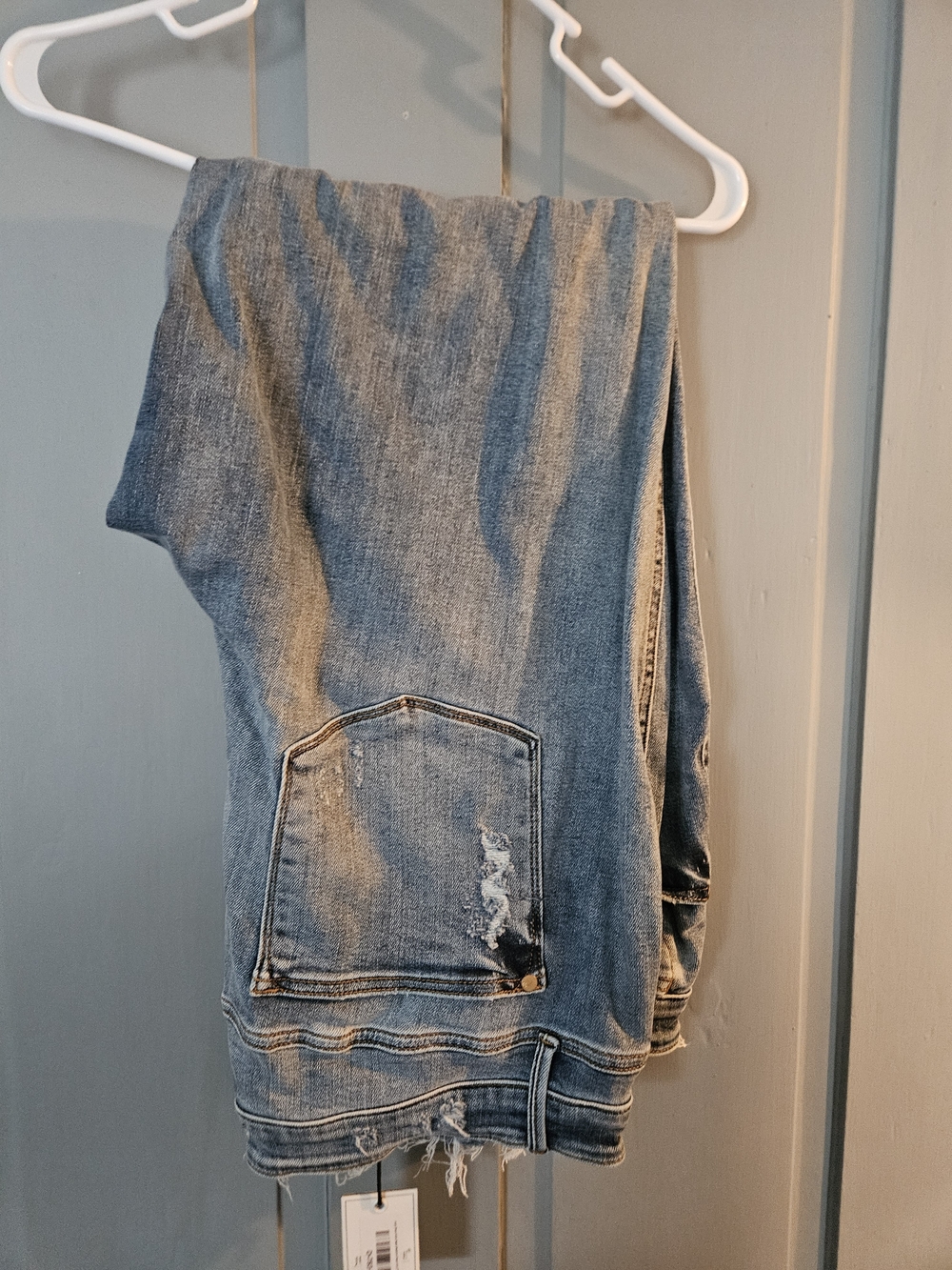 Judy Blue Medium Blue Distressed Straight Jeans